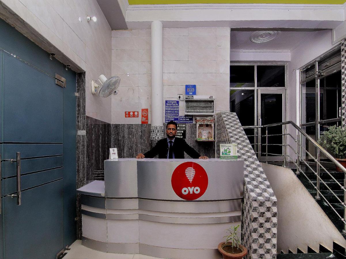 Oyo Flagship 4434 Earth Inn Lucknow Bagian luar foto