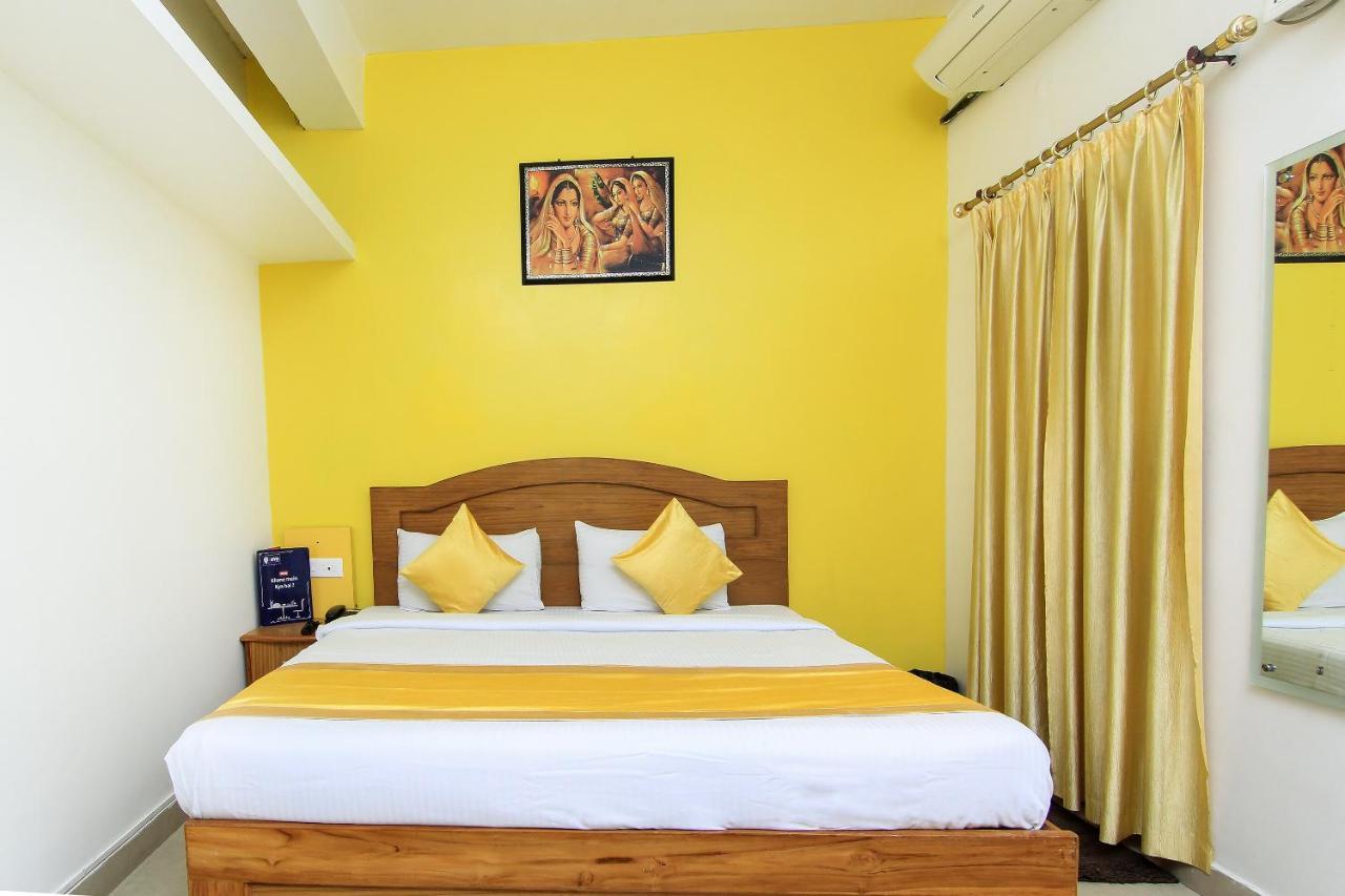 Oyo Flagship 4434 Earth Inn Lucknow Bagian luar foto