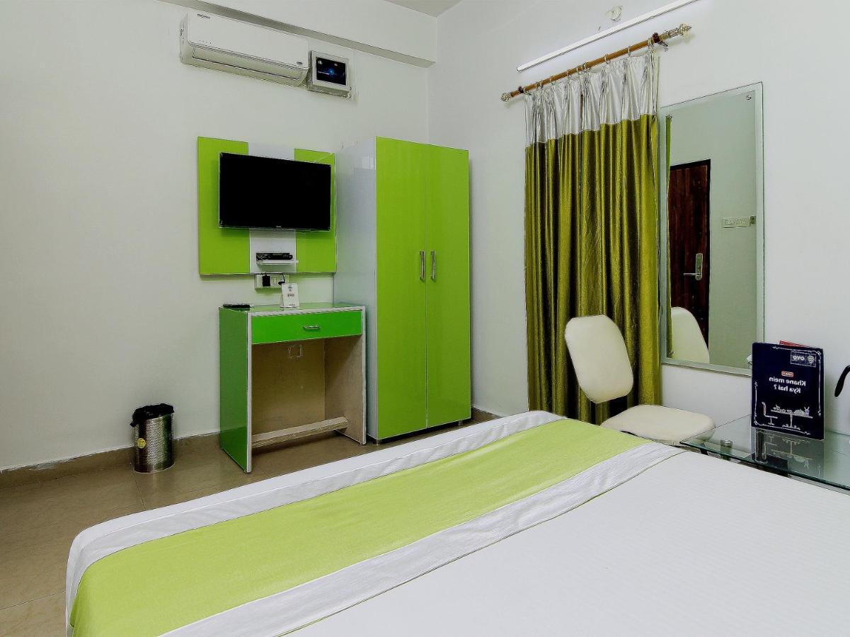 Oyo Flagship 4434 Earth Inn Lucknow Bagian luar foto